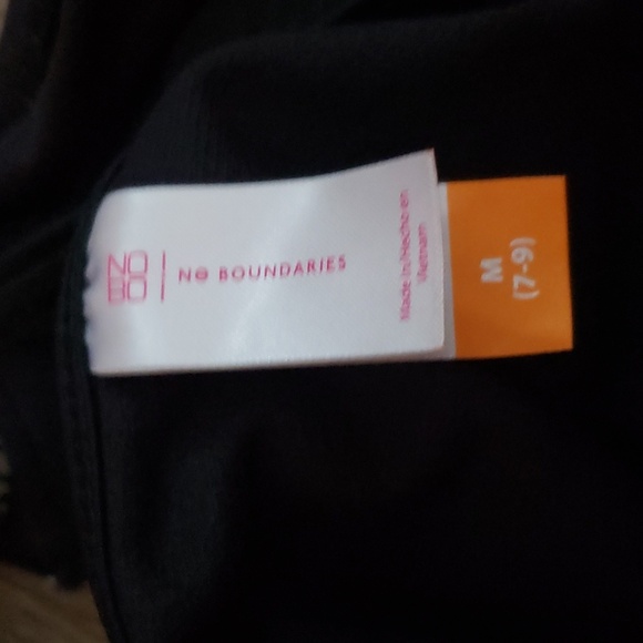 Bikini with 2 black bottoms - Picture 7 of 7